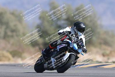 media/Oct-13-2025-Moto Forza (Mon) [[a66d839500]]/4-C Group/Session 4 Turn 7/